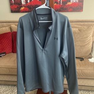 Mens. 2XL under Armour athletic shirt